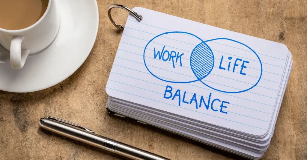 Time management is crucial alongside your side hustle to ensure you have a healthy work life balance and don't burn out